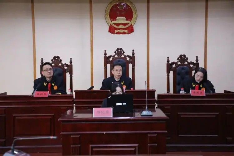 河南村镇银行存款“失踪”背后 谁为储户资金安全负责