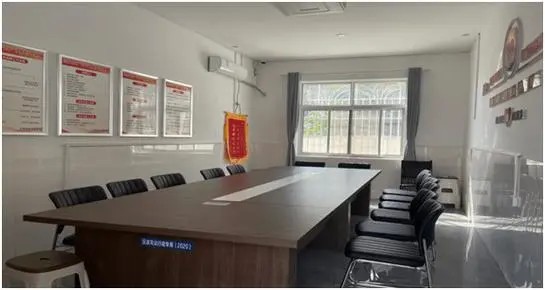 融泰资讯 | 吴子芳主任受邀出席中国政法大学法律硕士学院2023年教职工全体会议暨总结与创新发展大会,并颁发“融泰优秀教师奖”