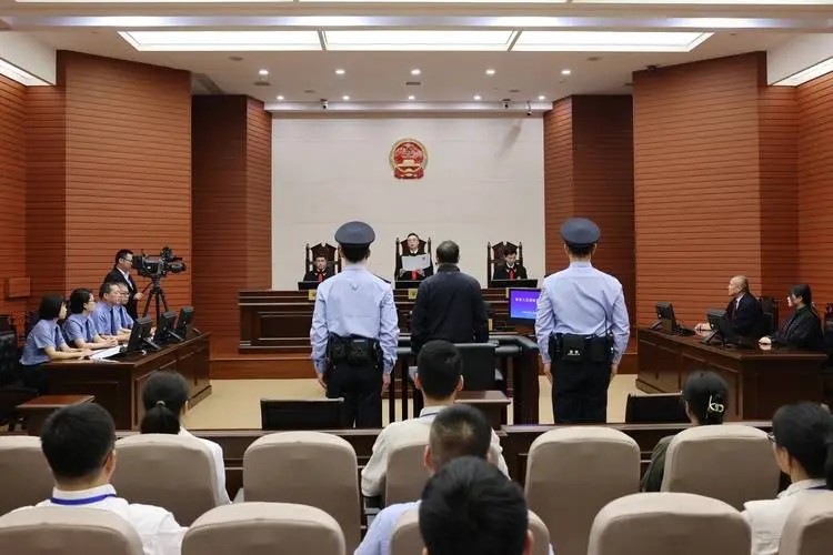 视点 | 新华信托破产——国内的家族信托是否还值得托付?