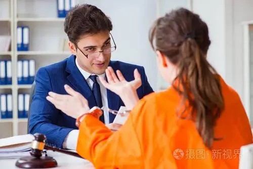 两业主微信群里“对骂”14个月,均构